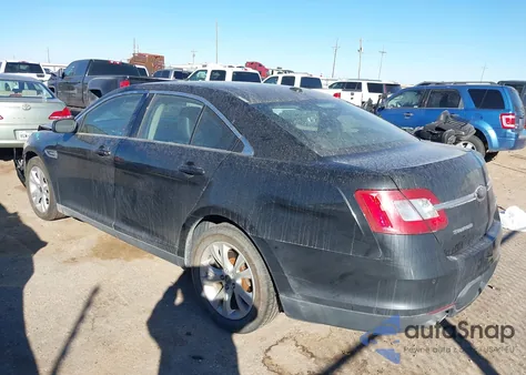 2011 Ford Taurus Sel z USA, uszkodzony, nr VIN 1FAHP2HW2BG113645